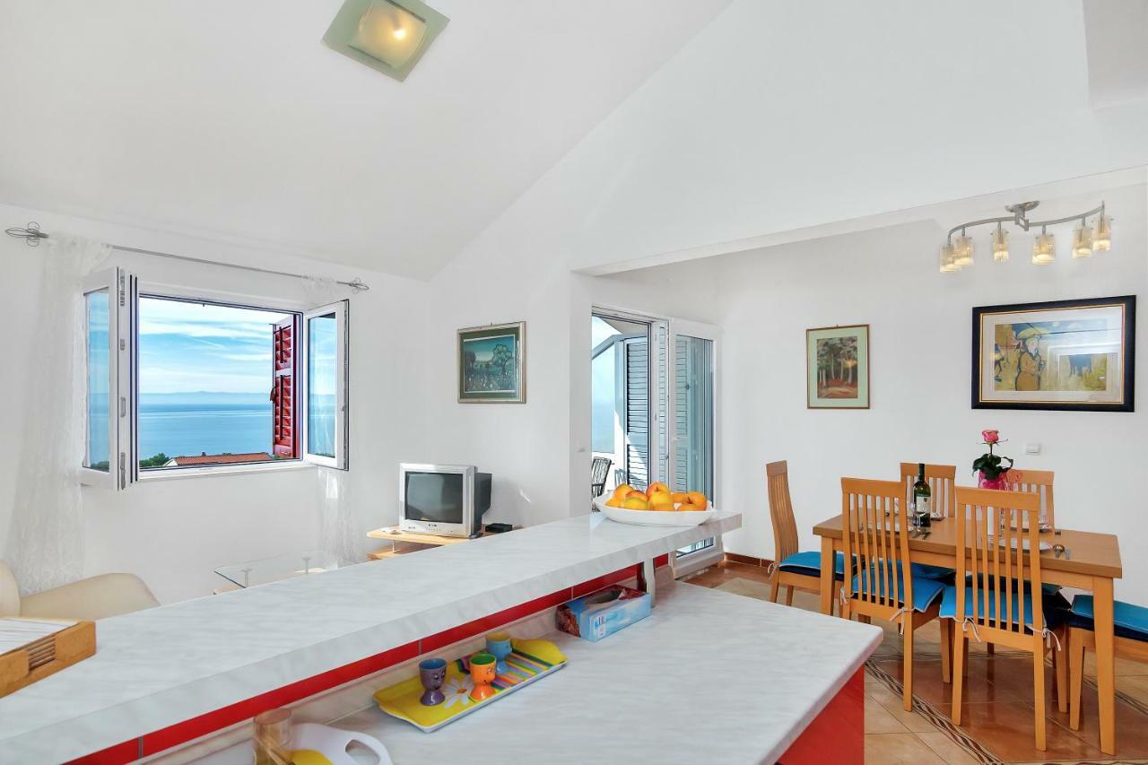 Villa Vranic Apartments Макарска Экстерьер фото