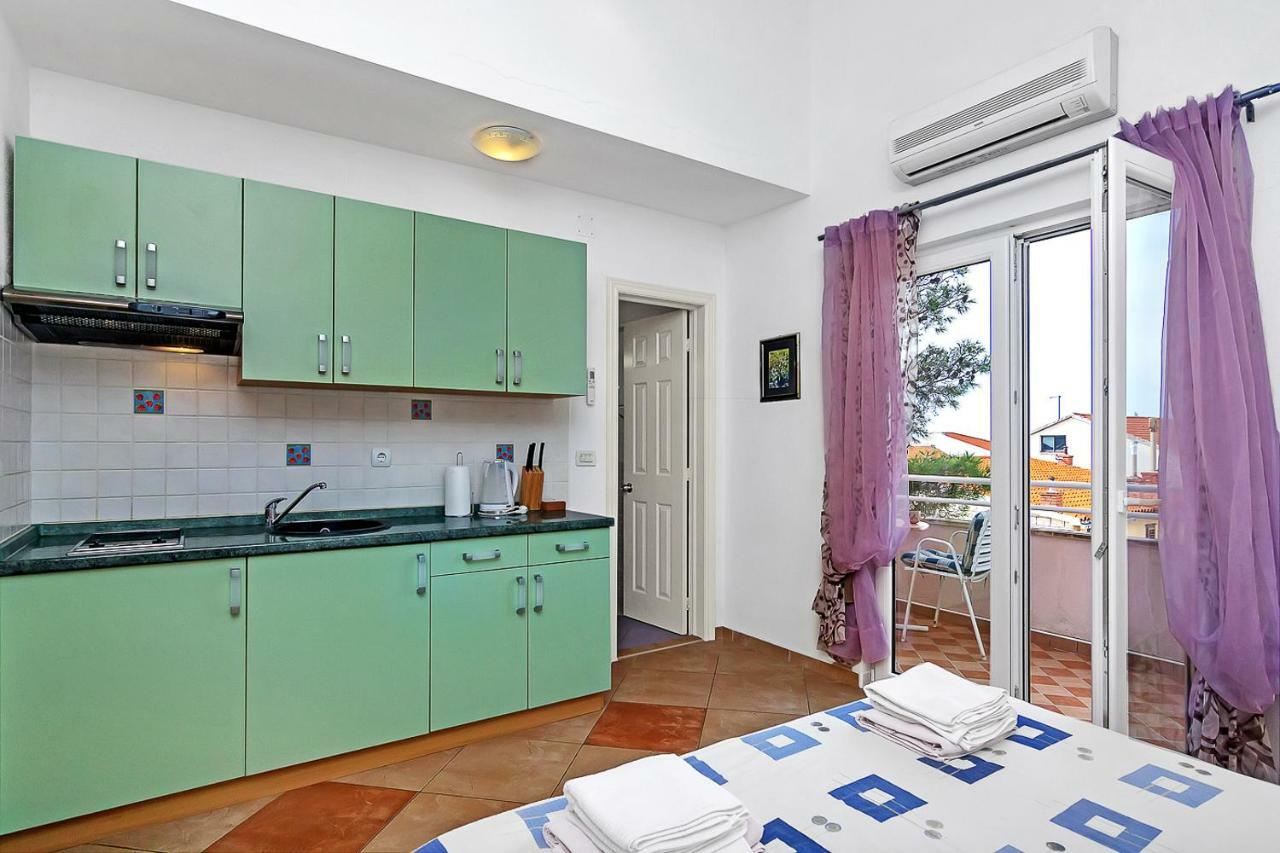 Villa Vranic Apartments Макарска Экстерьер фото